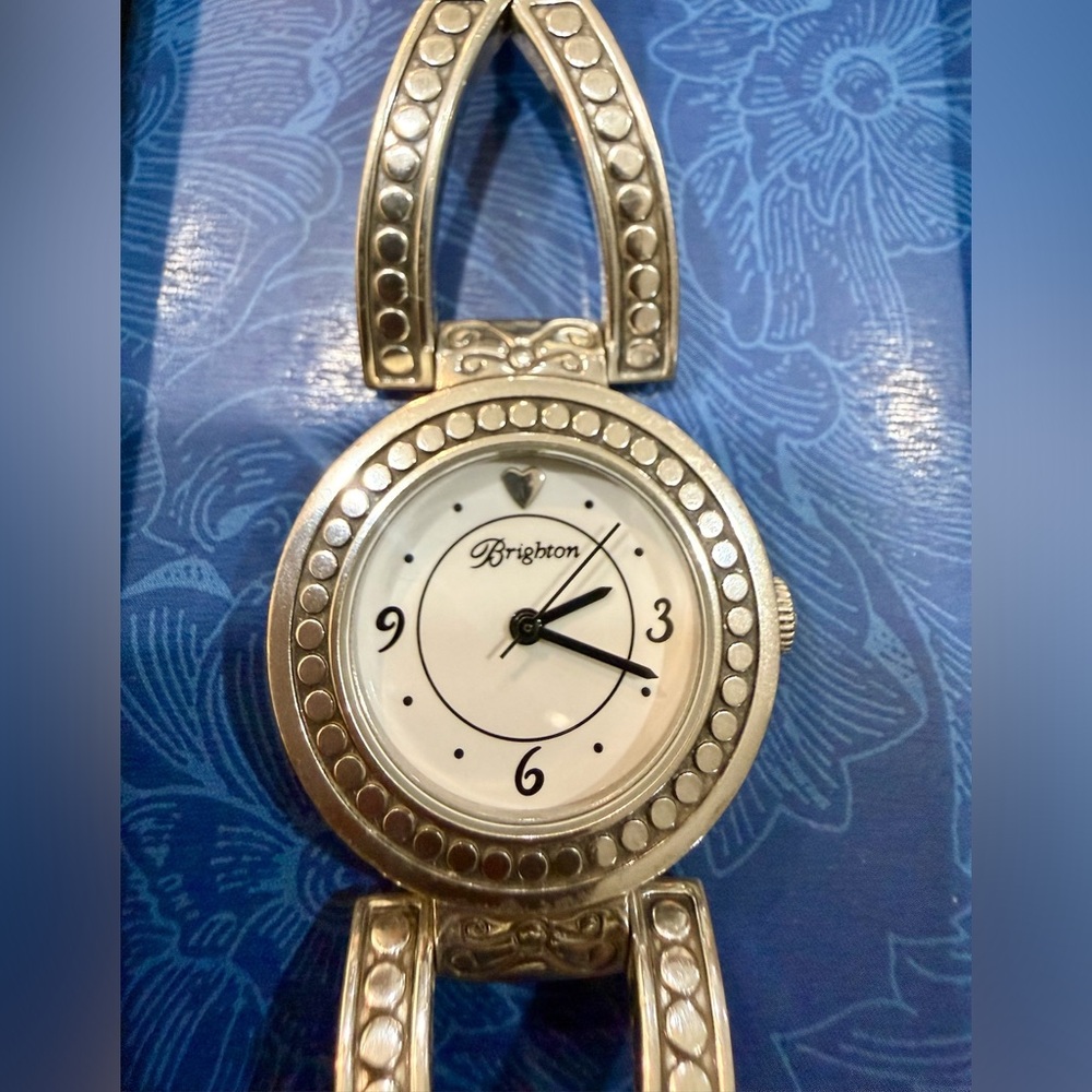 BRIGHTON TEMPLE CITY WRIST WATCH QUARTZ NWT/NIB💕 - Picture 2 of 12